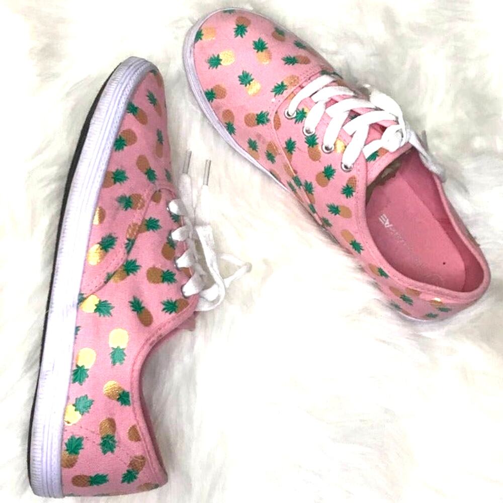 American Eagle Golden Metallic Pineapples Pink Canvas Athletic Shoes, size 7.5